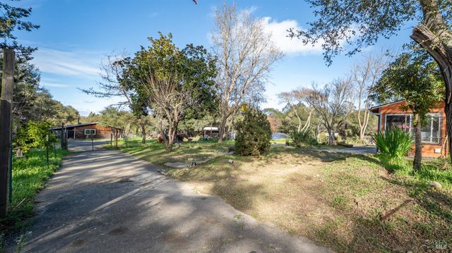 5932 Fredricks Rd, Sebastopol, CA 95472