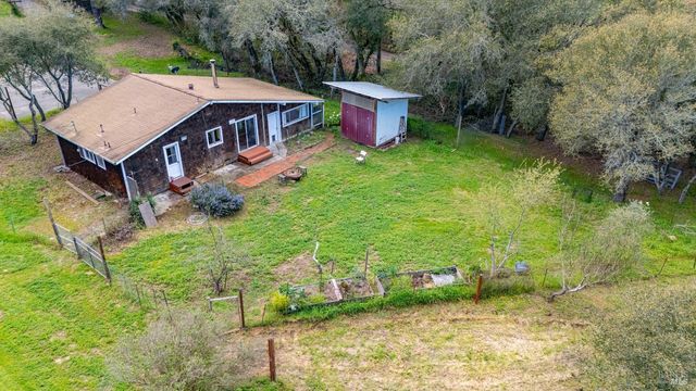 5932 Fredricks Rd, Sebastopol, CA 95472