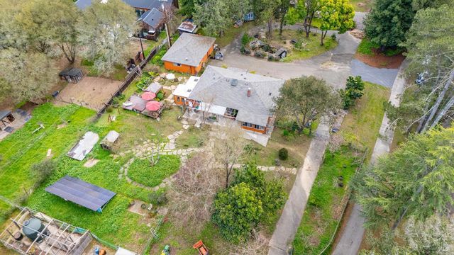 5932 Fredricks Rd, Sebastopol, CA 95472