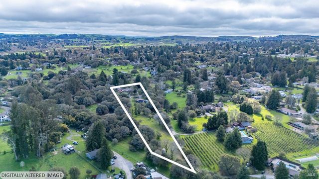 5932 Fredricks Rd, Sebastopol, CA 95472