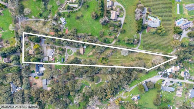 5932 Fredricks Rd, Sebastopol, CA 95472