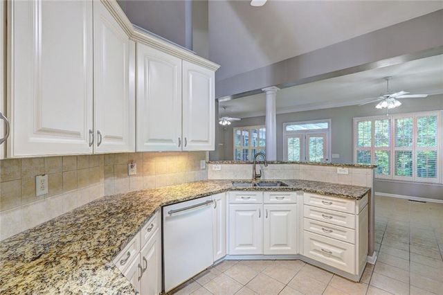 490 Grand Teton Circle, Fayetteville, GA 30215