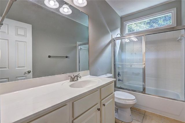 490 Grand Teton Circle, Fayetteville, GA 30215