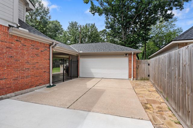 16027 Winchmore Hill Drive, Spring, TX 77379