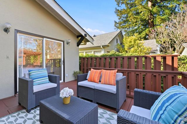 1015 High Street, Palo Alto, CA 94301