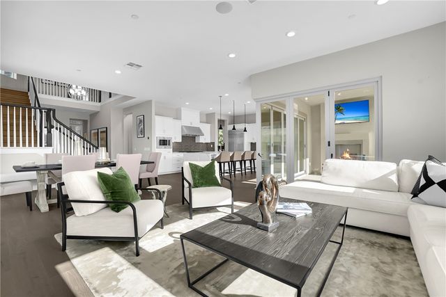 2060 Aliso Canyon, Lake Forest, CA 92610