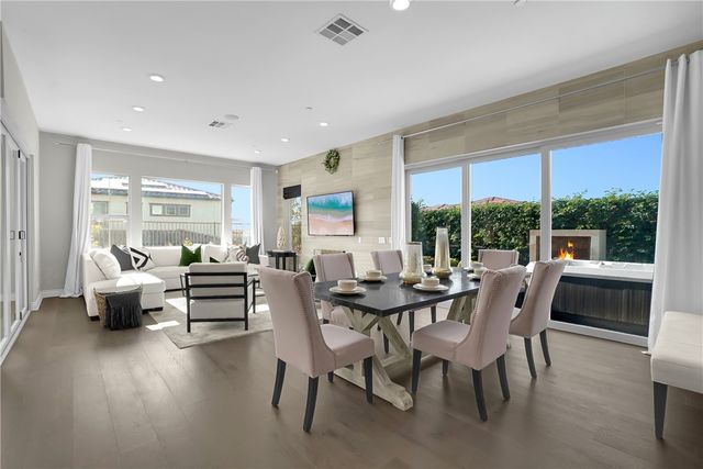 2060 Aliso Canyon, Lake Forest, CA 92610