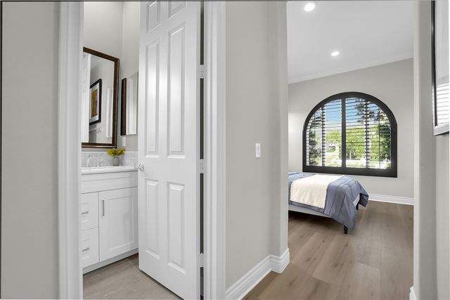 2060 Aliso Canyon, Lake Forest, CA 92610