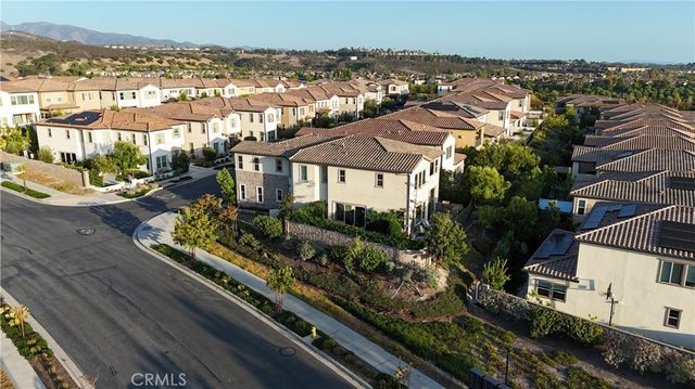 2060 Aliso Canyon, Lake Forest, CA 92610