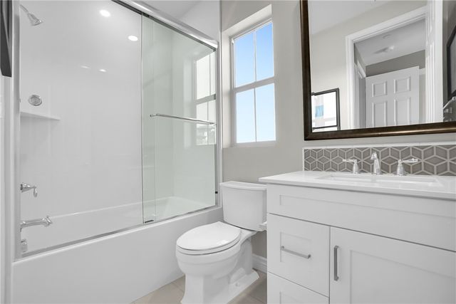 2060 Aliso Canyon, Lake Forest, CA 92610