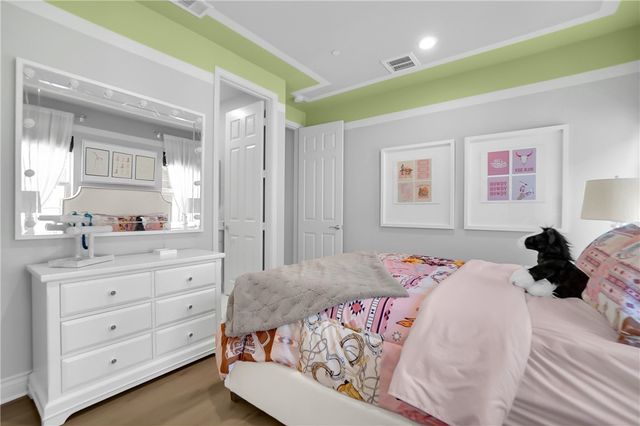 2060 Aliso Canyon, Lake Forest, CA 92610