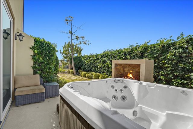 2060 Aliso Canyon, Lake Forest, CA 92610