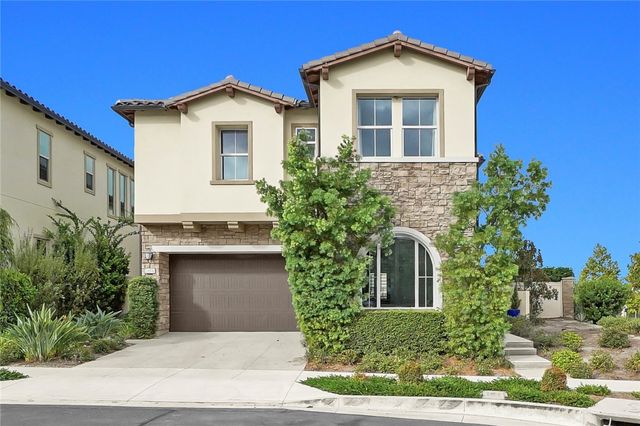 2060 Aliso Canyon, Lake Forest, CA 92610