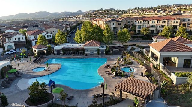 2060 Aliso Canyon, Lake Forest, CA 92610