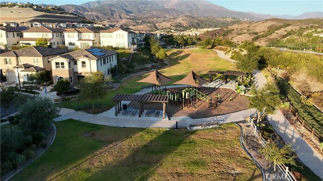 2060 Aliso Canyon, Lake Forest, CA 92610