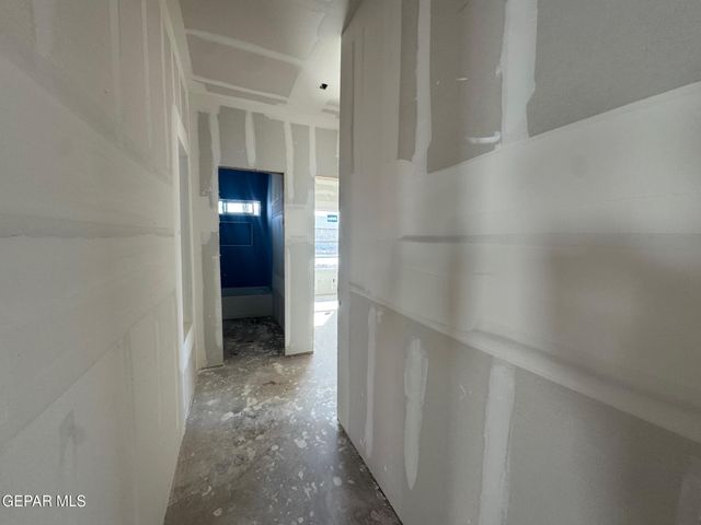 601 Harvest Grove Lane, Socorro, TX 79927