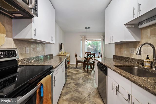 2343 MILLENNIUM LN, Reston, VA 20191