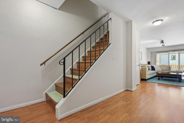 2343 MILLENNIUM LN, Reston, VA 20191