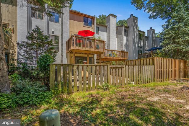 2343 MILLENNIUM LN, Reston, VA 20191