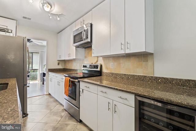 2343 MILLENNIUM LN, Reston, VA 20191