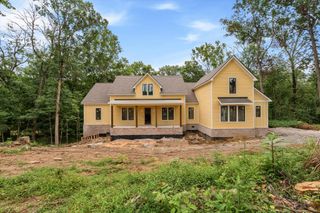 971 Palmer Rd, Lebanon, TN 37090