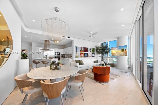 100 S Pointe Dr 1409, Miami Beach, FL 33139