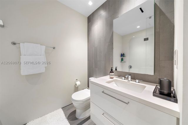 100 S Pointe Dr 1409, Miami Beach, FL 33139