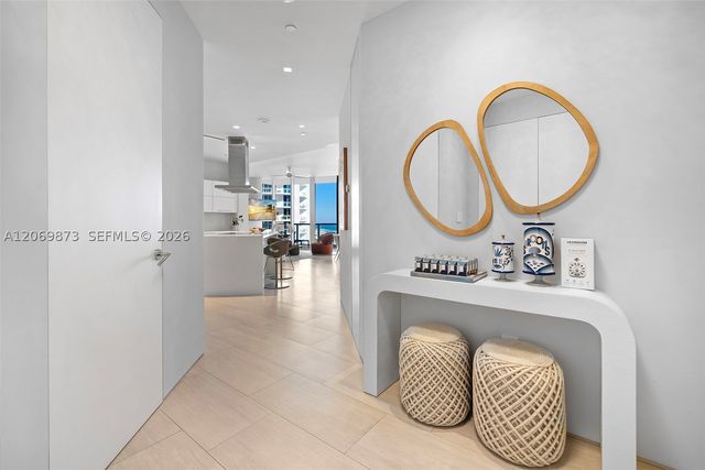 100 S Pointe Dr 1409, Miami Beach, FL 33139