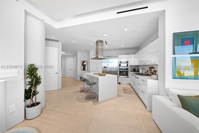 100 S Pointe Dr 1409, Miami Beach, FL 33139