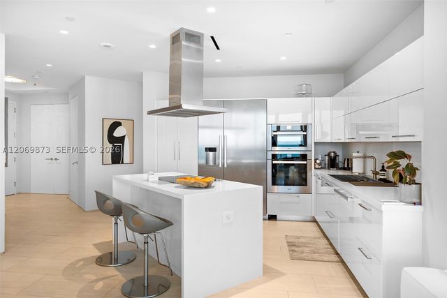 100 S Pointe Dr 1409, Miami Beach, FL 33139