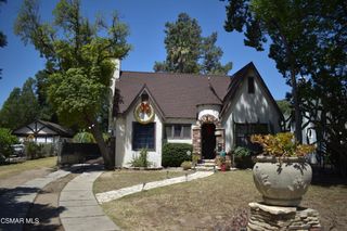 7435 Jordan Avenue, Canoga Park, CA 91303