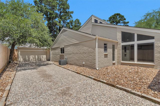 11830 Thoreau Drive, Montgomery, TX 77356