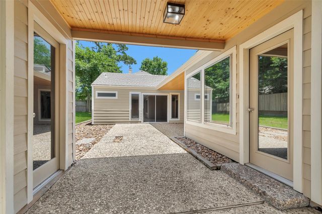 11830 Thoreau Drive, Montgomery, TX 77356