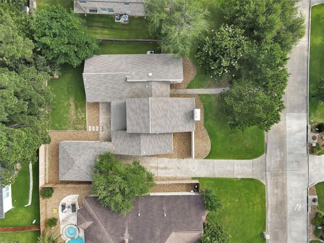 11830 Thoreau Drive, Montgomery, TX 77356