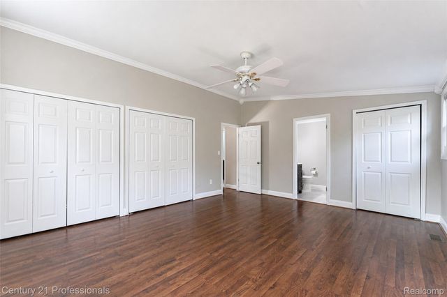 1520 Brentwood Drive, Troy, MI 48098
