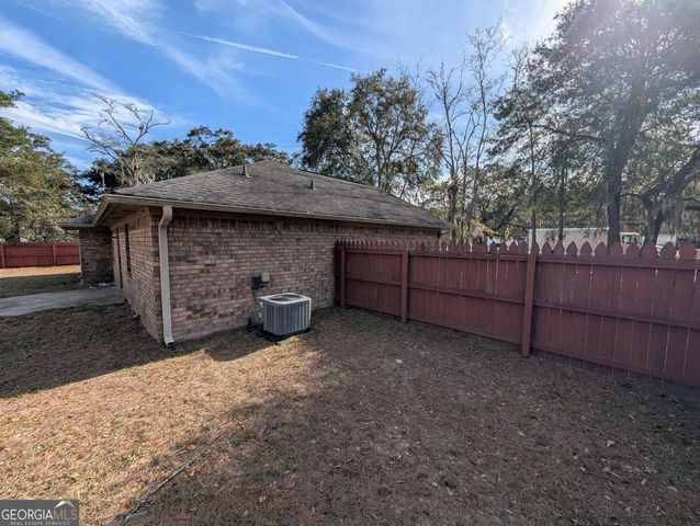 1934 Talmadge Road, Allenhurst, GA 31301