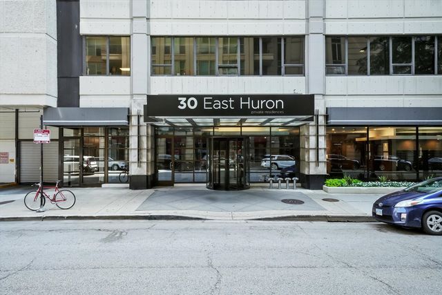 30 E HURON Street 5410, Chicago, IL 60611