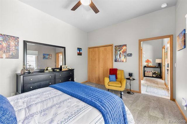 8454 Grays Drive, Grosse Ile, MI 48138