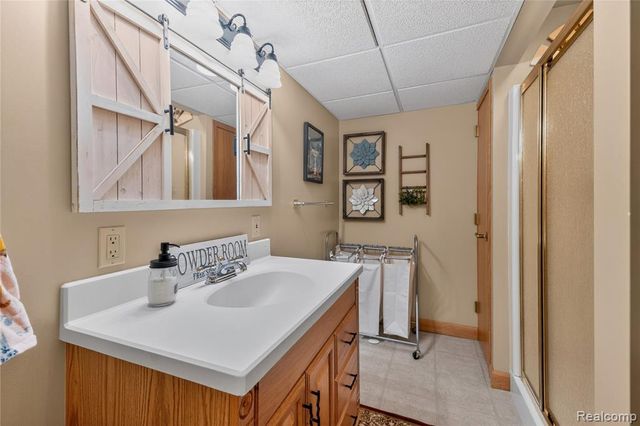 8454 Grays Drive, Grosse Ile, MI 48138
