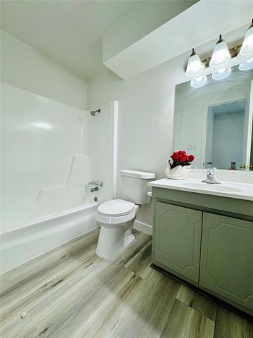 11127 Village Bend Lane 1127, Houston, TX 77072