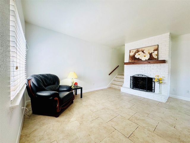 11127 Village Bend Lane 1127, Houston, TX 77072