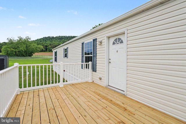 66 KIP RD, Halifax, PA 17032