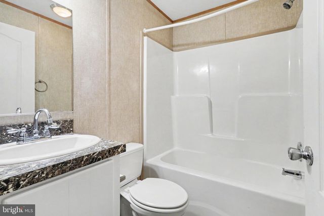 66 KIP RD, Halifax, PA 17032