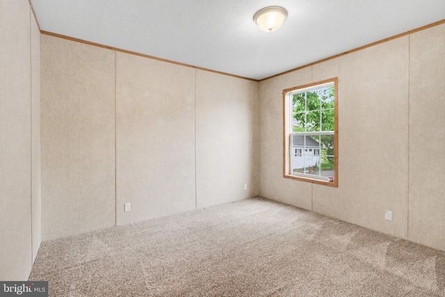 66 KIP RD, Halifax, PA 17032