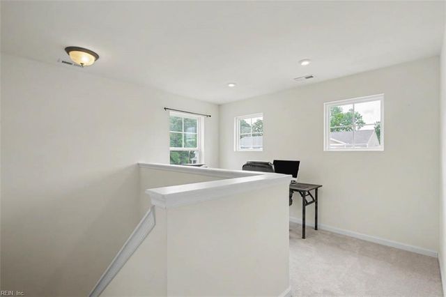 106 Meadows Landing LN, Suffolk, VA 23434