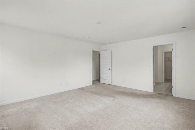 106 Meadows Landing LN, Suffolk, VA 23434