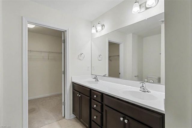 106 Meadows Landing LN, Suffolk, VA 23434