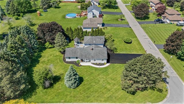 151 Guygrace Lane, Penfield, NY 14580