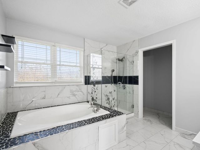 12335 Thoroughbred Drive, Pickerington, OH 43147
