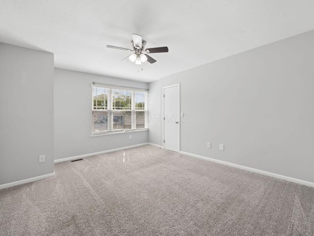 12335 Thoroughbred Drive, Pickerington, OH 43147